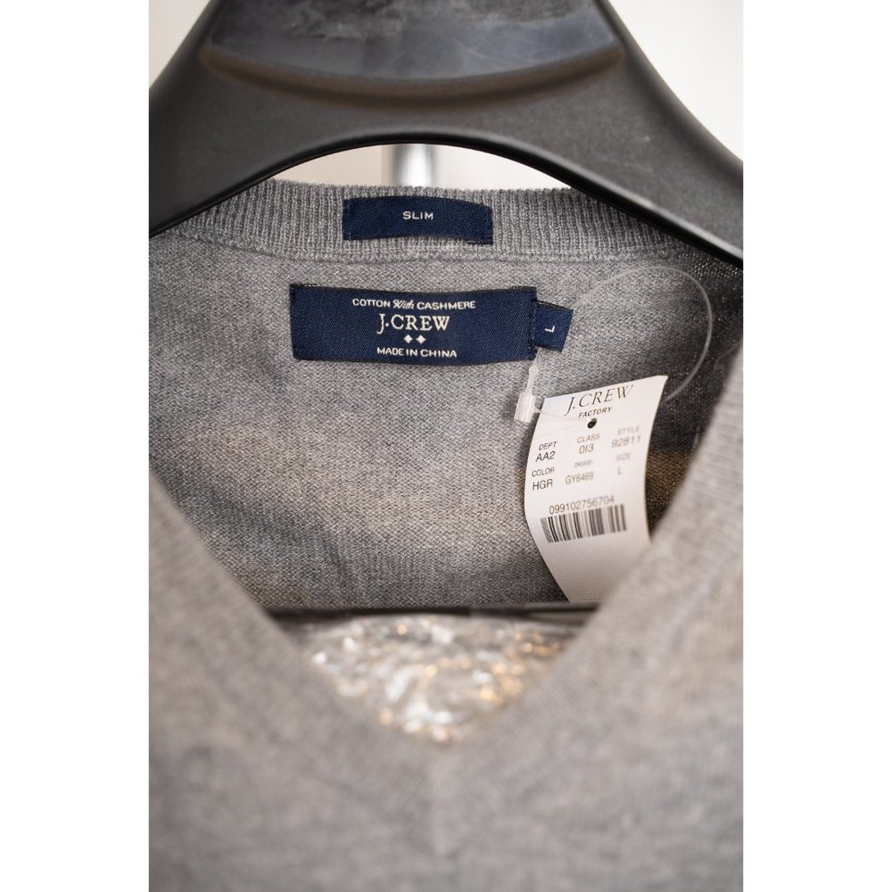 J Crew Men's Slim Fit V Neck Sweater - Picture 3 of 5